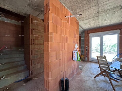 Thumbnail 6360863 - 3