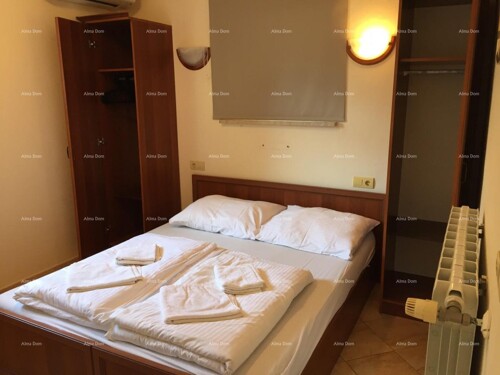 Thumbnail 6360864 - 4