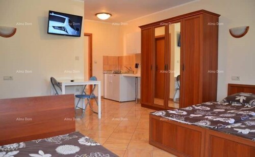 Kuća Apartmanski objekt s bazenom na odličnoj lokaciji, s pogledom na more ...