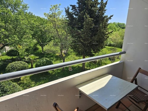 Stan Prodaja apartmana/garsonijere, samo 300 m od mora, Červar-Porat!