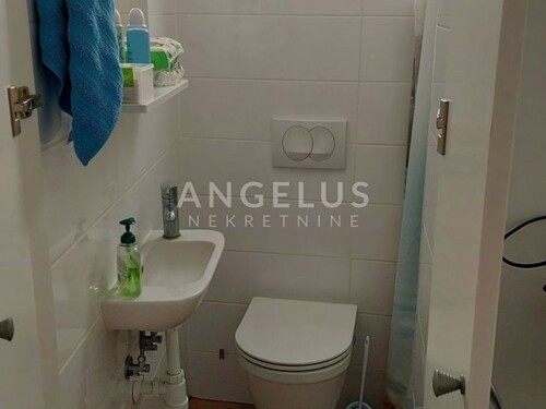 Thumbnail 6360876 - 10