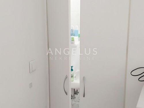 Thumbnail 6360876 - 8