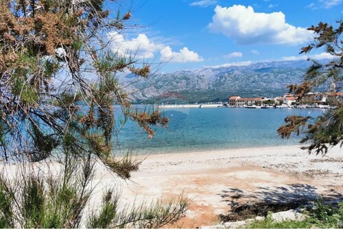 Vinjerac - novi stan s pogledom na more!