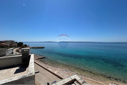 Thumbnail 6360885 - 14