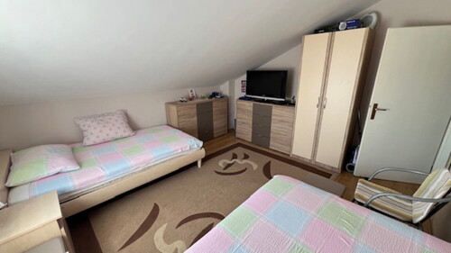 Thumbnail 6360892 - 7