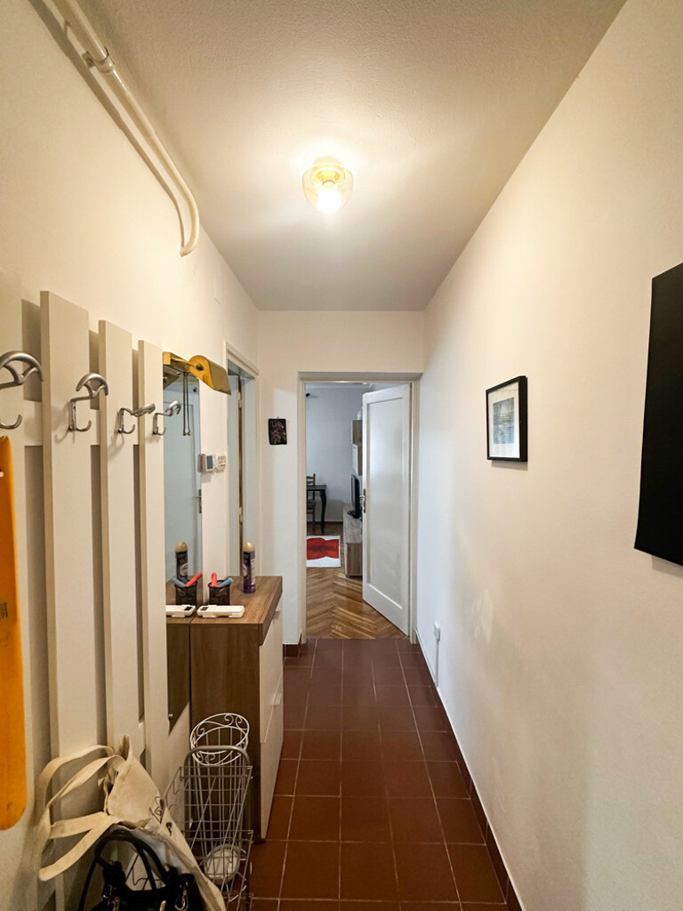 Image 6360893 - 7