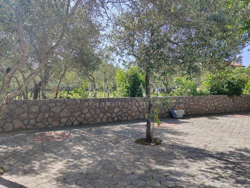 Thumbnail 6360958 - 16