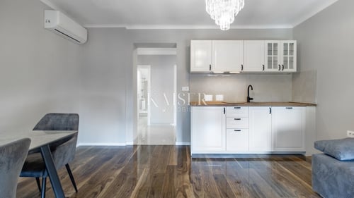Opatija, tihi centar, 2S+DB s pogledom na more
