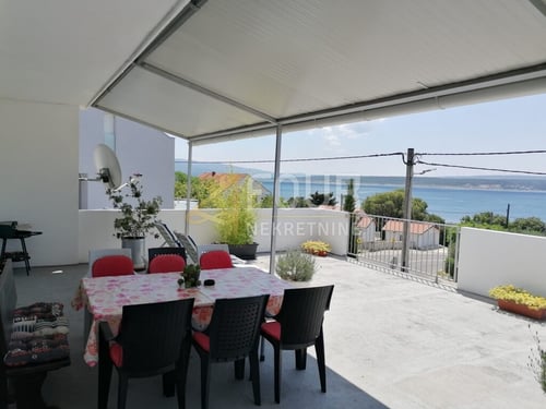 Zadar, Maslenica, samostojeća kuća, 179m2, pogled na more