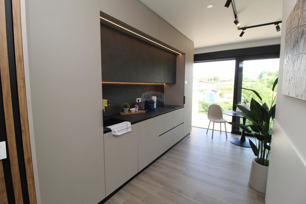 Image 6360990 - 5