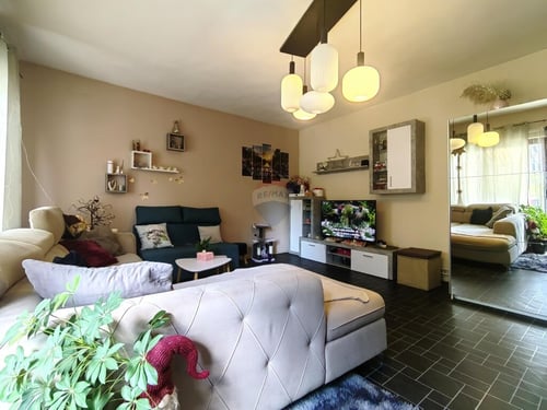 Marija Gorica, Trstenik - peterosobna kuća, mogućnost dva st
