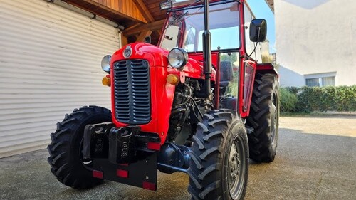 Traktor IMT 539