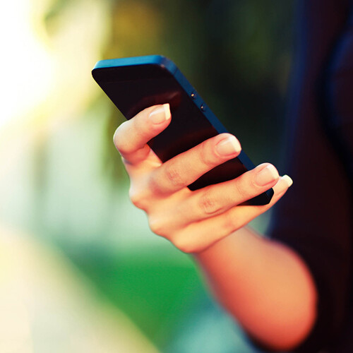 Dobro očuvan mobitel Alcatel (test)